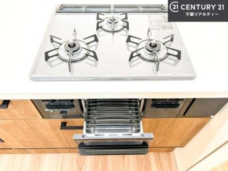 �L�b�`�� �R�����͎O������̂ł������̓����i�s���ł��܂��B
�������O�����t���ł��B�����X�y�[�X���L�X���Ă���׍�Ƃ����₷���I�g�����肪�ǂ��V�X�e���L�b�`���ł��I