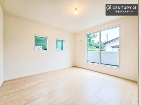 �Q�� �o���R�j�[�ɖʂ��Ă���m���ł��B���邭�����肪����A���C����������ł��܂��I���N���āA�O�ɏo�Ĕw�L�т����[�ċz�����ǂ������}������邱�Ƃ��ł��܂��B
