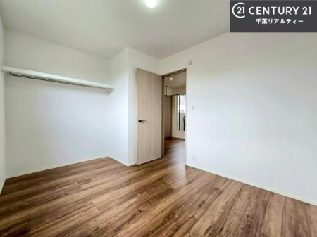 �Q�� �D���������������ޗm���́A���̖ڊo�߂��C�������ǂ������ł��ˁB���������Ԃ��������Ɖ߂������Ƃ��ł��܂��B�D�����F�����̃t���[�����O���ǂ�ȉƋ�ɂ��}�b�`���܂��I