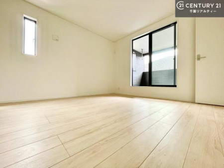 �m�� �o���R�j�[�ɖʂ��Ă���m���ł��B���邭�����肪����A���C����������ł��܂��I���N���āA�O�ɏo�Ĕw�L�т����[�ċz�����ǂ������}������邱�Ƃ��ł��܂��B