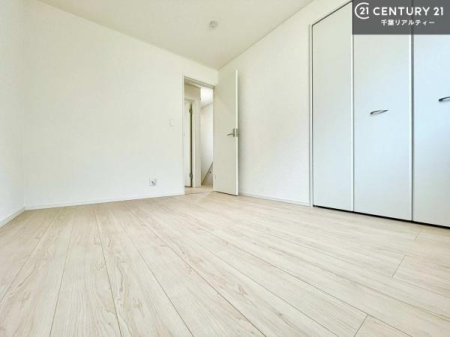 �q������ ���[�͂̂���m���ł��B����������������L�X�Ǝg���ċC�������ǂ��ł��I
�L���C�Ȗ��邢�������ŉ߂����̂́A�X�ɂ̂�т�������ł��܂��ˁI