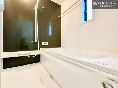 ���� �������������l�̕��͋C�̃o�X���[���́A�����o�Ă��ăo�X�^�C�����[���I
���d���撣���Ă��邲�J���ɂ��D�݂̓����̓����܂����āA�y����ł݂Ă͂������ł��傤���H
