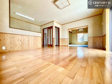 ���r���O �S�n�ǂ����r���O�͉Ƒ������R�ƏW�܂�܂��B�Ƒ��c�R�̎��Ԃ����������ł��B���Ƒ��ƁA����w�[���������Ԃ��߂��������ł��ˁB�Ƌ�E������CG�p�[�X�ł��B