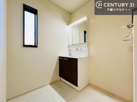 ���ʑ�E���ʏ� �g�Ȃ�𐮂�����ʏ��́A���������厖�ł��I������̐������̂��镵�͋C�����o�I�C�����悭���g�����������܂��B�i�{�H��j
