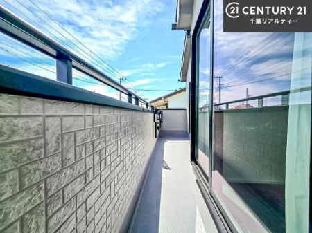 �o���R�j�[ �z������̗ǂ��o���R�j�[�ŁA�����󕨂��悭���������ł��ˁI
���V�C�̗ǂ����ɂ̓o���R�j�[�֏o�ă��t���b�V������̂��C�����悳�����ł��B