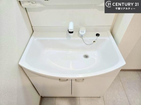 ���ʑ�E���ʏ� �[�����ʑ�{�E���́A�������˂ɂ����̂ł�����ꂪ�y�X�I���������ۂĂ܂��I
�L���C�Ȑ��ʏ��Ŏ��������̃��`�x�[�V�������オ��܂��ˁI