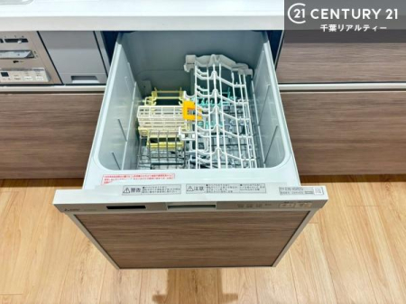 �L�b�`�� �H��@�t���̃L�b�`���ł��I�Z���������r��h�~�Ƃ��đ�ϊ��􂷂�֗��Ȏd�l�I�r���g�C���Ȃ̂ŃL�b�`���̏ꏊ����炸�����X�y�[�X���L���g�����Ƃ��o���܂��I