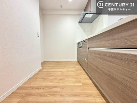 �L�b�`�� ���[�X�y�[�X���L�x�ŁA�����X�y�[�X���X�b�L���ƕЕt���Ђ�`�����p�ł��܂��I
���K�ɍ�Ƃ��ł��A�Ǝ��̌����A�b�v�I�����̗���������܂��I