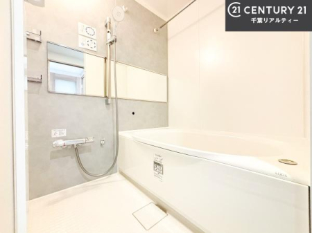 ���� 1���̔�����������Ɩ����Ă���闁���ł��B
�������̑f�G�ȃ����N�[�[�V�����ꏊ�ł��I