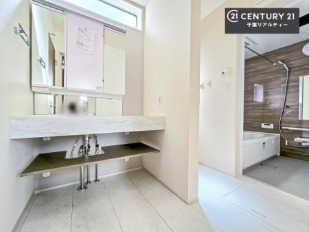 ���ʑ�E���ʏ� �I�[�v���^�C�v�̐��ʑ�́A�������ōa���Ȃ�������ꂪ���₷�����͓I�Ȑ��ʑ�ł��I�����̐g�x�x�����K�I