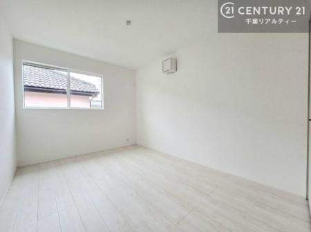 �m�� �V���v���Ƀf�U�C������Ă��邽�߁A�Ƌ��I�т܂���I
���C�ɓ���̉Ƌ��u���Ă��낰���Ԃ���邱�Ƃ��ł��܂��B