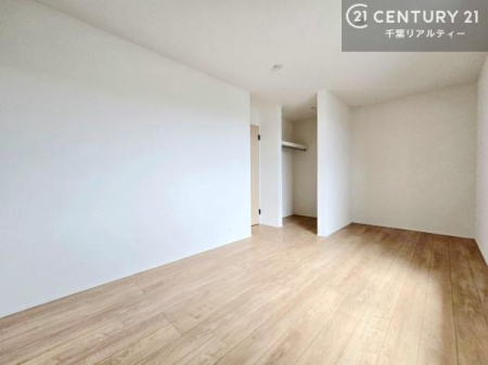 �m�� �V���v���Ƀf�U�C������Ă��邽�߁A�Ƌ��I�т܂���I
���C�ɓ���̉Ƌ��u���Ă��낰���Ԃ���邱�Ƃ��ł��܂��B