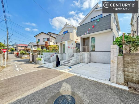 �O�ʓ��H�܂ތ��n�ʐ^ �S�䂭�܂Ō��n����������������悤�A�����ē��̂��p�ӂ������Ă���܂��B���C�y�ɂ��₢���킹�̏�A���z�̕�炵�ւ̈�������i�߂��������I
