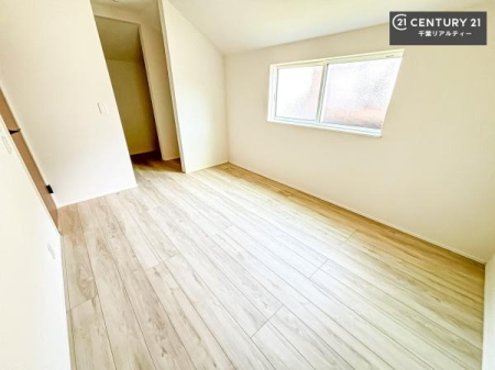 �q������ ���[�͂̂���m���ł��B����������������L�X�Ǝg���ċC�������ǂ��ł��I
�L���C�Ȗ��邢�������ŉ߂����̂́A�X�ɂ̂�т�������ł��܂��ˁI