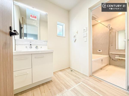 ���ʑ�E���ʏ� �����t���̖��邢���ʎ��ł��I���C�������ɓ���ւ����ł��Đ����ɕۂ��Ƃ��ł��܂��I���R�����������ނ̂ł����ς̎d�オ����ǂ��Ȃ�܂��ˁI