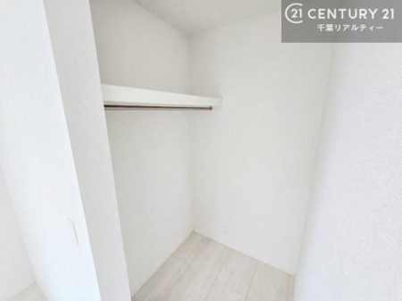 ���[ �E�H�[�N�C���N���[�[�b�g�t���ł��B��������̂��m���Ȃǂ����[���Ă��������ł��ˁI���ɂ���@�������ȂǋG�ߕ��̑傫�ȉƓd�����[�ł��܂��I