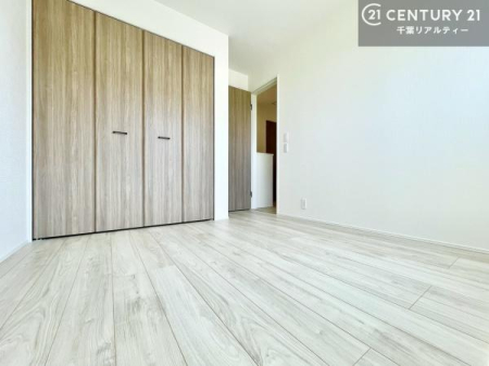 �q������ ���[�͂̂���m���ł��B����������������L�X�Ǝg���ċC�������ǂ��ł��I
�L���C�Ȗ��邢�������ŉ߂����̂́A�X�ɂ̂�т�������ł��܂��ˁI