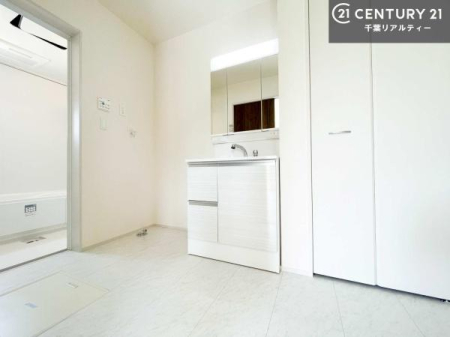 ���ʑ�E���ʏ� �g�Ȃ�𐮂�����ʏ��́A���������厖�ł��I������̐������̂��镵�͋C�����o�I�C�����悭���g�����������܂��B