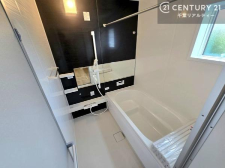 ���� �������������l�̕��͋C�̃o�X���[���́A�����o�Ă��ăo�X�^�C�����[���I
���d���撣���Ă��邲�J���ɂ��D�݂̓����̓����܂����āA�y����ł݂Ă͂������ł��傤���H
