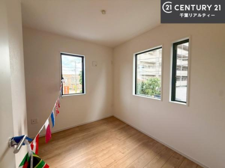 �m�� 2�ʍ̌����m�ۂ������邢�����́A���ʂ����ǂ��A���邭��ϋ��S�n�̗ǂ���ԂƂȂ��Ă���܂��B�����b�N�X���ĉ߂�����S�n�̗ǂ��������ł��I