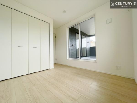 �q������ ���[�X�y�[�X�����Ă��܂��I�������X�b�L�����ڂ��鎖���ł��܂��ˁB
�Ƌ��I�΂Ȃ��V���v���ȃf�U�C���ׁ̈A�Ƌ��I�΂����C�ɓ���̋�ԍ�肪�ł������ł��ˁB