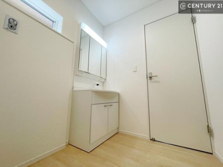 ���ʑ�E���ʏ� �g�Ȃ�𐮂�����ʏ��́A���������厖�ł��I������̐������̂��镵�͋C�����o�I�C�����悭���g�����������܂��B