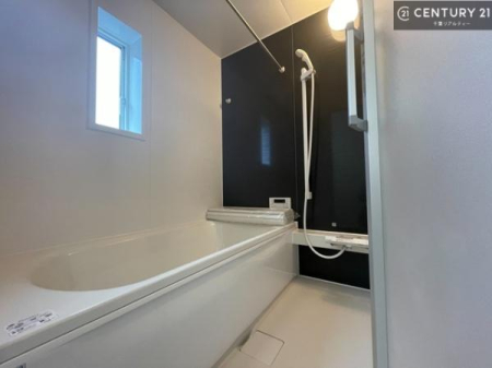 ���� 1���̔�����������Ɩ����Ă���闁���ł��B
�������̑f�G�ȃ����N�[�[�V�����ꏊ�ł��I