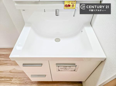 ���ʑ�E���ʏ� �[�����ʑ�{�E���́A�������˂ɂ����̂ł�����ꂪ�y�X�I���������ۂĂ܂��I
�L���C�Ȑ��ʏ��Ŏ��������̃��`�x�[�V�������オ��܂��ˁI