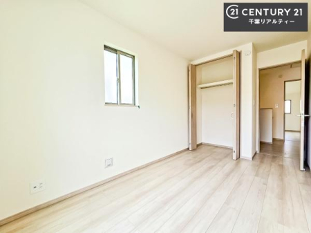 ���r���O�ȊO�̋��� ���[�X�y�[�X���[���I�������X�b�L�����ڂ��鎖���ł��܂��ˁB
�Ƌ��I�΂Ȃ��V���v���ȃf�U�C���ׁ̈A�Ƌ��I�΂����C�ɓ���̋�ԍ�肪�ł������ł��ˁB