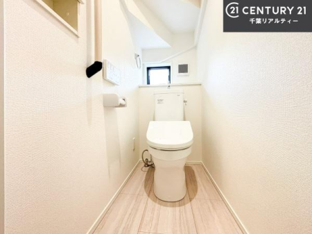 �g�C�� �������֍��ɂ��A�~��͕֍����g�����ł���̂ŗ₽���֍��ɍ��炸�ɍςފ������d�l�ł��I