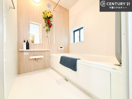 ���� �������������l�̕��͋C�̃o�X���[���́A�����o�Ă��ăo�X�^�C�����[���I
���d���撣���Ă��邲�J���ɂ��D�݂̓����̓����܂����āA�y����ł݂Ă͂������ł��傤���H