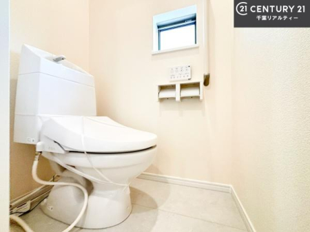 �g�C�� �������֍��ɂ��A�~��͕֍����g�����ł���̂ŗ₽���֍��ɍ��炸�ɍςފ������d�l�ł��I