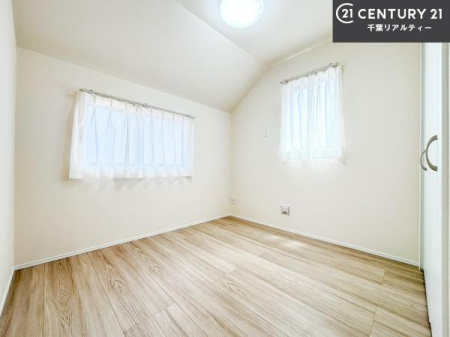 �q������ �|���o�������Ȃ��������́A���q�l�̂������Ƃ��Ă����S�ł��I
���[�X�y�[�X���[�����Ă���̂ŎU�炩�������������T�b�ƕЕt�����܂��I