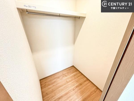 ���[ �E�H�[�N�C���N���[�[�b�g�t���ł��B��������̂��m���Ȃǂ����[���Ă��������ł��ˁI���ɂ���@�������ȂǋG�ߕ��̑傫�ȉƓd�����[�ł��܂��I