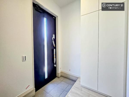 ���� ���ċA���Ă��Ă��A�������܁I�����������Ȃ�A�D�����}������Ă�����ԂɂȂ��Ă��܂��B
���邭��������錺�ւł��I