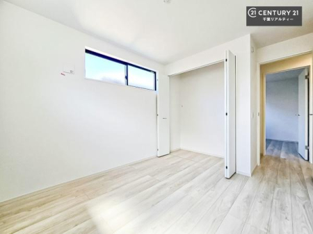 �q������ ���[�͂̂���m���ł��B����������������L�X�Ǝg���ċC�������ǂ��ł��I
�L���C�Ȗ��邢�������ŉ߂����̂́A�X�ɂ̂�т�������ł��܂��ˁI