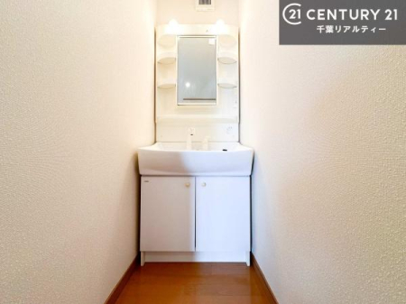 ���ʑ�E���ʏ� �֗���2�K���ʑ�t���B ���̖Z�������ԑт�A���q�l�̋A���̎�􂢂ɂ��d�󂷂�������ݔ��ł��B