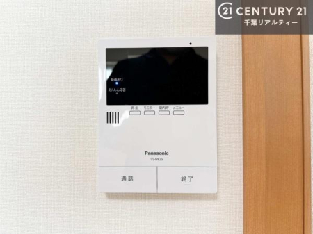 ���̑� TV���j�^�[�t�C���^�[�t�H���������B���K�҂̊���m�F���Ă���Ή��ł��邽�߁A�h�Ɩʂɂ��z�����ꂽ���S�̐ݔ��ł��B