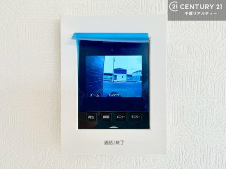 ���̑� TV���j�^�[�t�C���^�[�t�H���������B���K�҂̊���m�F���Ă���Ή��ł��邽�߁A�h�Ɩʂɂ��z�����ꂽ���S�̐ݔ��ł��B