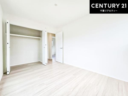 �q������ ���[�͂̂���m���ł��B����������������L�X�Ǝg���ċC�������ǂ��ł��I
�L���C�Ȗ��邢�������ŉ߂����̂́A�X�ɂ̂�т�������ł��܂��ˁI