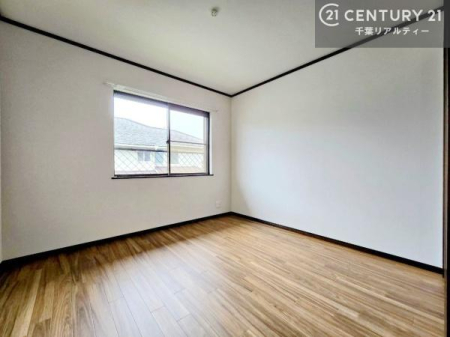 �q������ ���q���܂̋����Ƃ��Ă��������߂̗m���B�x�b�h��w�K���Ȃǂ�z�u���₷���A���q���܂����������̎��Ԃ��߂�����v���C�x�[�g��ԂƂ��Ă��g�����������܂��B