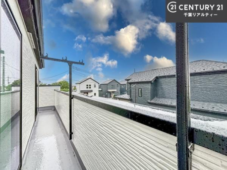 �o���R�j�[ �z������̗ǂ��o���R�j�[�ŁA�����󕨂��悭���������ł��ˁI
���V�C�̗ǂ����ɂ̓o���R�j�[�֏o�ă��t���b�V������̂��C�����悳�����ł��B