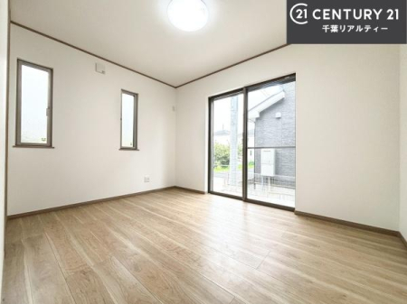 �m�� 2�ʍ̌����m�ۂ������邢�����́A���ʂ����ǂ��A���邭��ϋ��S�n�̗ǂ���ԂƂȂ��Ă���܂��B�����b�N�X���ĉ߂�����S�n�̗ǂ��������ł��I