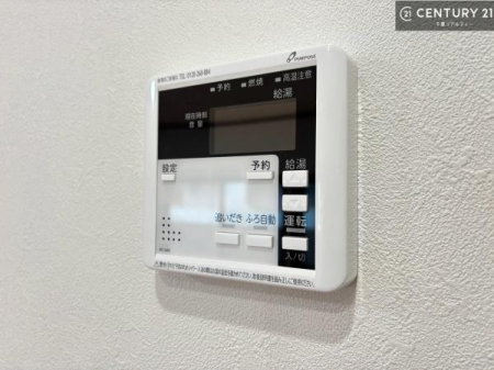 ���̑����� �{�^���̃X�C�b�`�⎩���ł����C�̏������������߁A�킴�킴��������ꂽ��p���������肷��K�v���Ȃ��֗��ł��ˁI