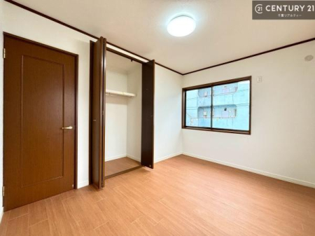 �q������ ���[�͂̂���m���ł��B����������������L�X�Ǝg���ċC�������ǂ��ł��I
�L���C�Ȗ��邢�������ŉ߂����̂́A�X�ɂ̂�т�������ł��܂��ˁI