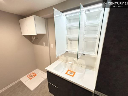 ���ʑ�E���ʏ� �g�Ȃ�𐮂�����ʏ��́A���������厖�ł��I������̐������̂��镵�͋C�����o�I�C�����悭���g�����������܂��B