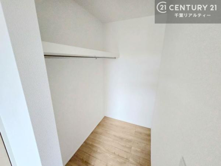 ���[ �E�H�[�N�C���N���[�[�b�g�t���ł��B��������̂��m���Ȃǂ����[���Ă��������ł��ˁI���ɂ���@�������ȂǋG�ߕ��̑傫�ȉƓd�����[�ł��܂��I