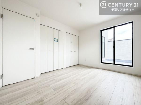 �Q�� �o���R�j�[�ɖʂ��Ă���m���ł��B���邭�����肪����A���C����������ł��܂��I���N���āA�O�ɏo�Ĕw�L�т����[�ċz�����ǂ������}������邱�Ƃ��ł��܂��B