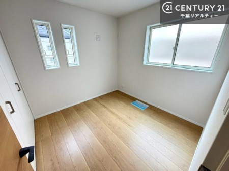 �q������ �|���o�������Ȃ��������́A���q�l�̂������Ƃ��Ă����S�ł��I
���[�X�y�[�X���[�����Ă���̂ŎU�炩�������������T�b�ƕЕt�����܂��I
