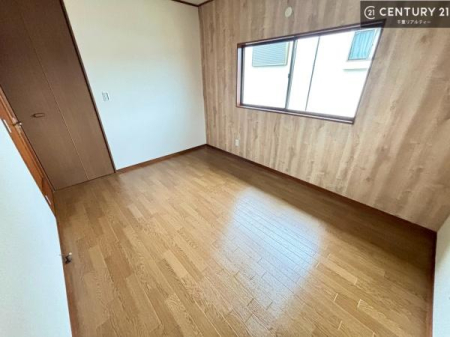 �m�� �V���v���Ƀf�U�C������Ă��邽�߁A�Ƌ��I�т܂���I
���C�ɓ���̉Ƌ��u���Ă��낰���Ԃ���邱�Ƃ��ł��܂��B